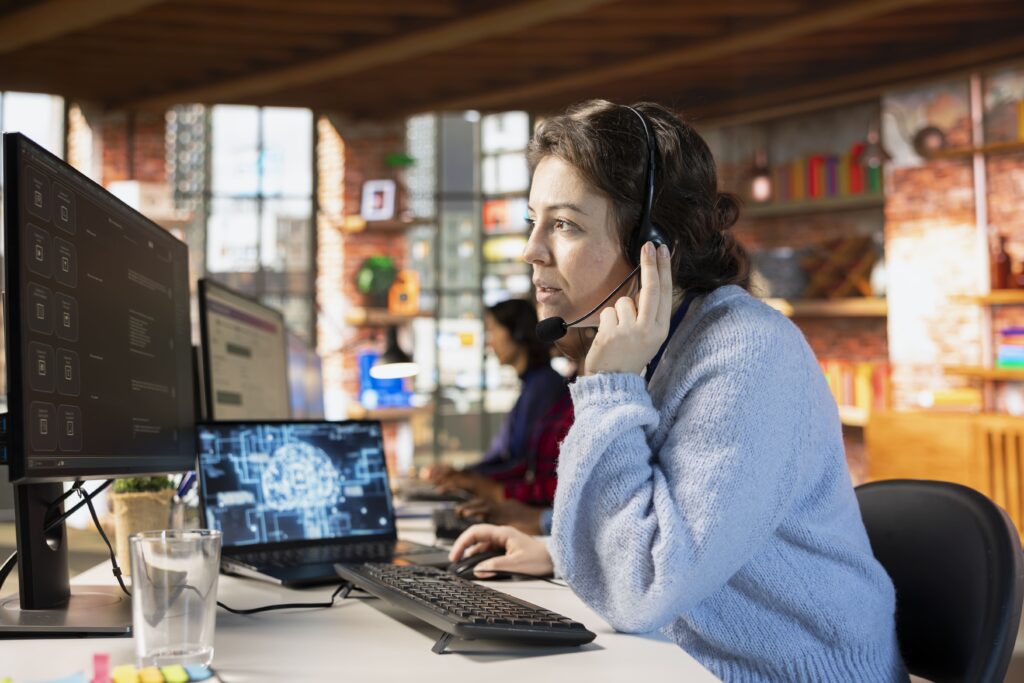 woman doing customer support job using ai summarize clients issues
